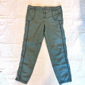 Caffe Marrakesh Green Pants. Size 16. Skinny straight Spring Lightweight Casual